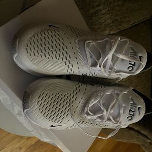 Nike Air Max 270 White /White / Black